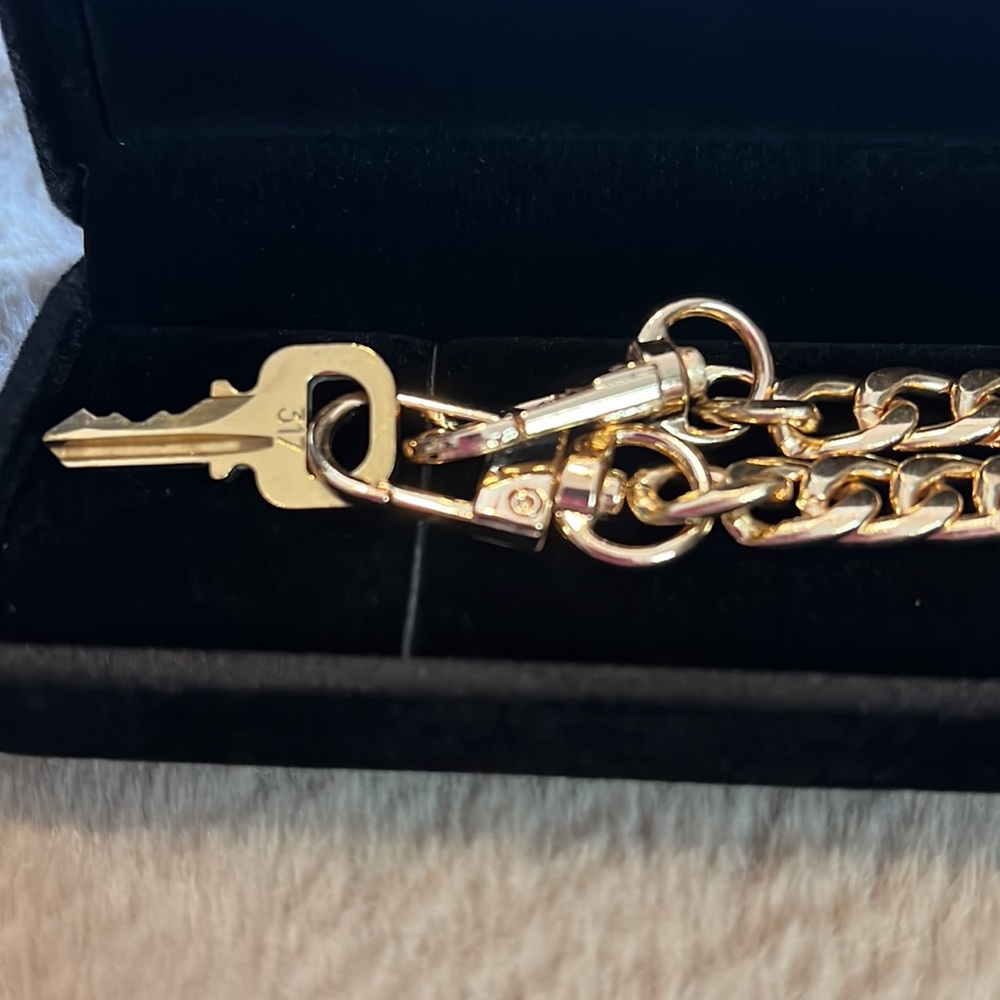 LV lock & key # 317 comes W/ 2 unbranded chain in a gift box Price Is Firm - Picture 3 of 12